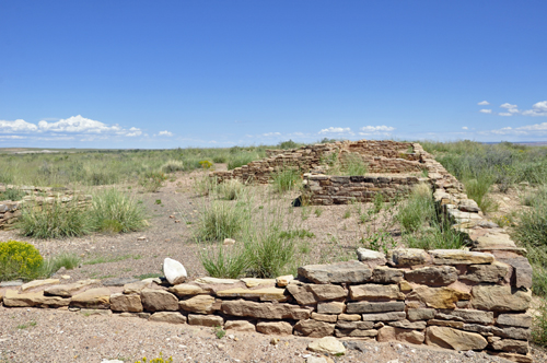 housing of prehistoric homesteaders